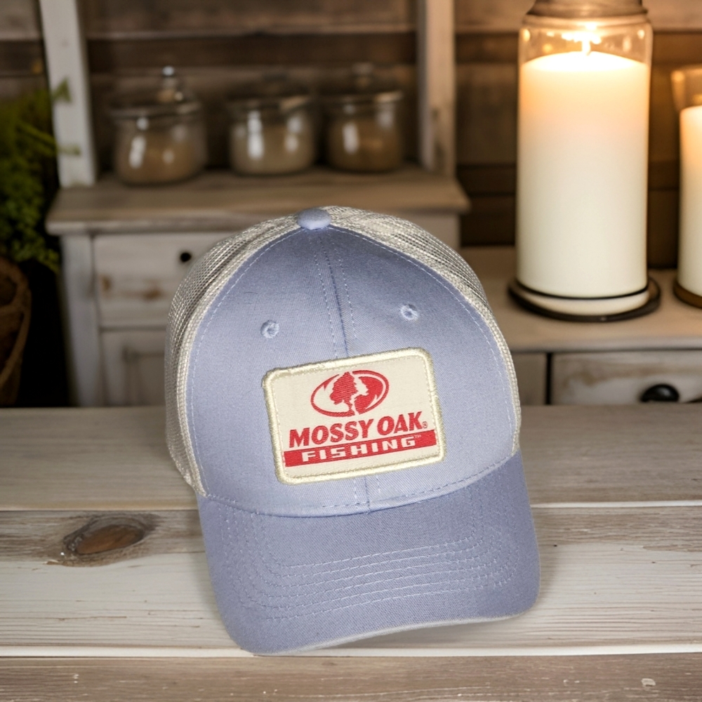 Mossy Oak fishing snapback hat women's